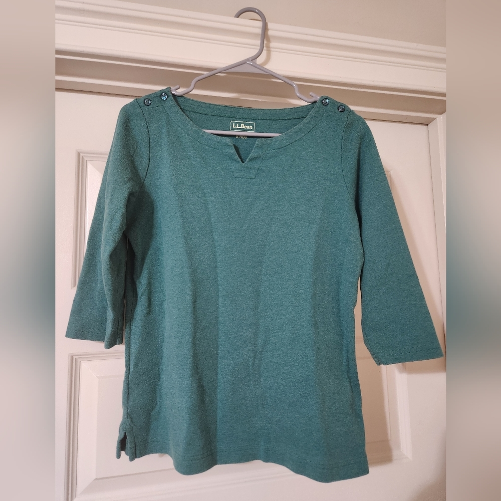 L.l. bean split neck top small